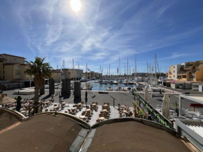 Appt 2 pièces cabine avec piscine et parking à Gruissan - FR-1-229-773